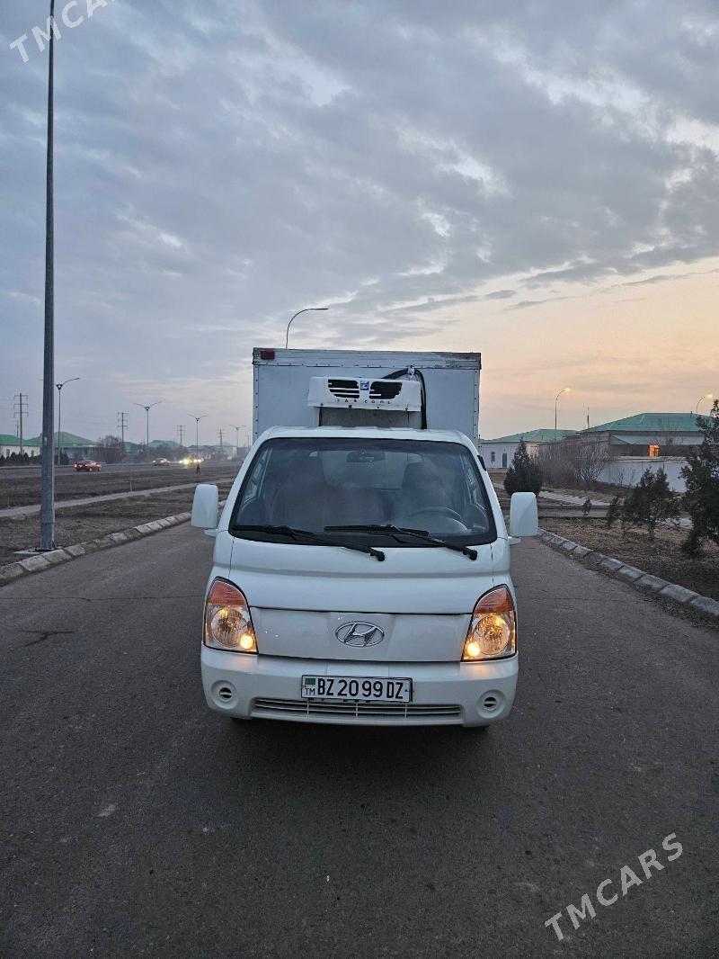 Kia Bongo 2010 - 130 000 TMT - Daşoguz - img 1
