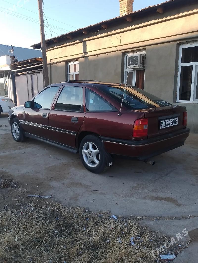 Opel Vectra 1990 - 31 000 TMT - Байрамали - img 1
