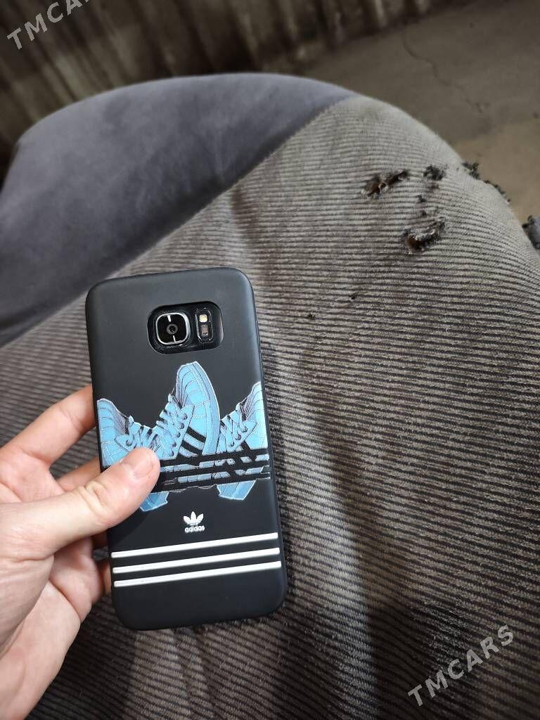 Telefon - Mary - img 1