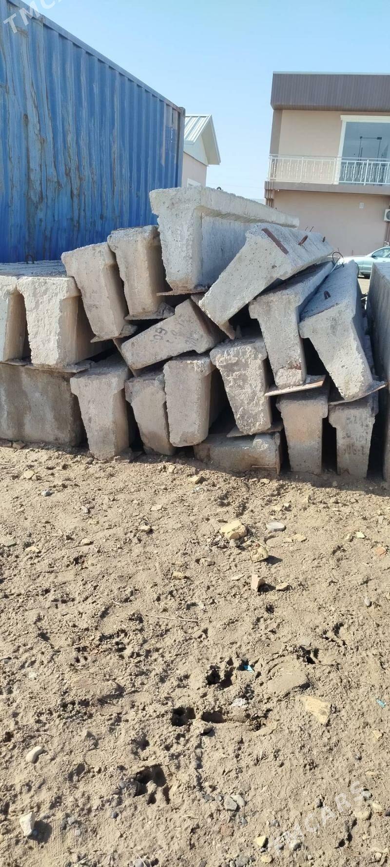 ригель бетонный - Mary - img 1