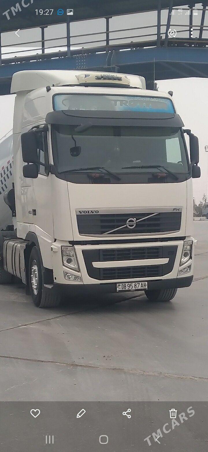 Volvo FH 460 2011 - 1 100 000 TMT - Bäherden - img 1