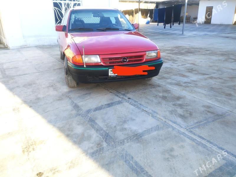 Opel Astra 1995 - 42 000 TMT - Мары - img 1