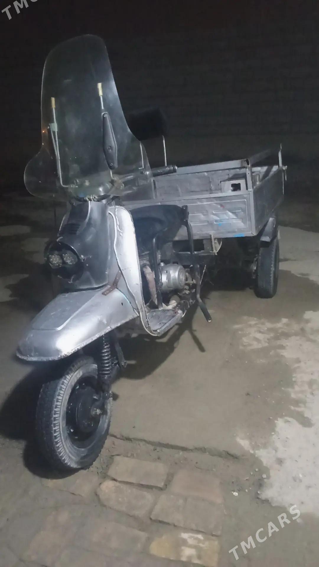 Toyota XA 2024 - 5 000 TMT - Kaka - img 1