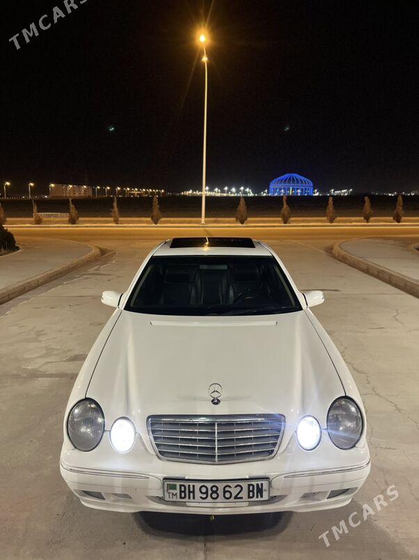 Mercedes-Benz E320 2002 - 140 000 TMT - Балканабат - img 1
