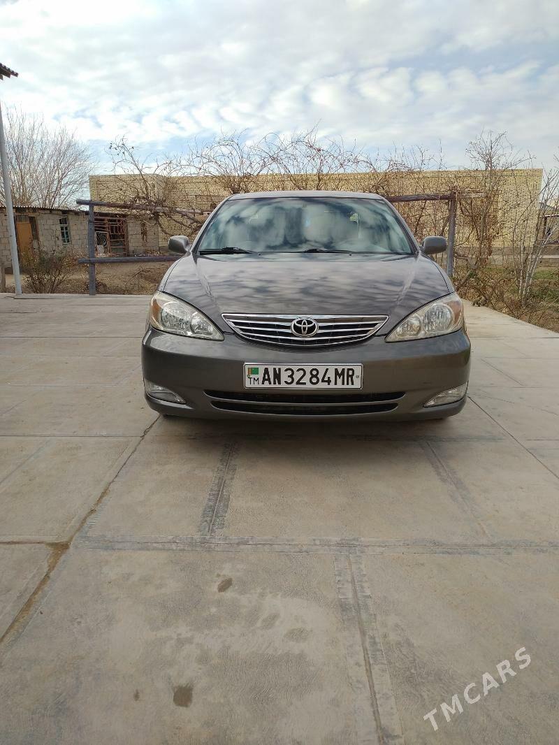 Toyota Camry 2003 - 180 000 TMT - Мары - img 1