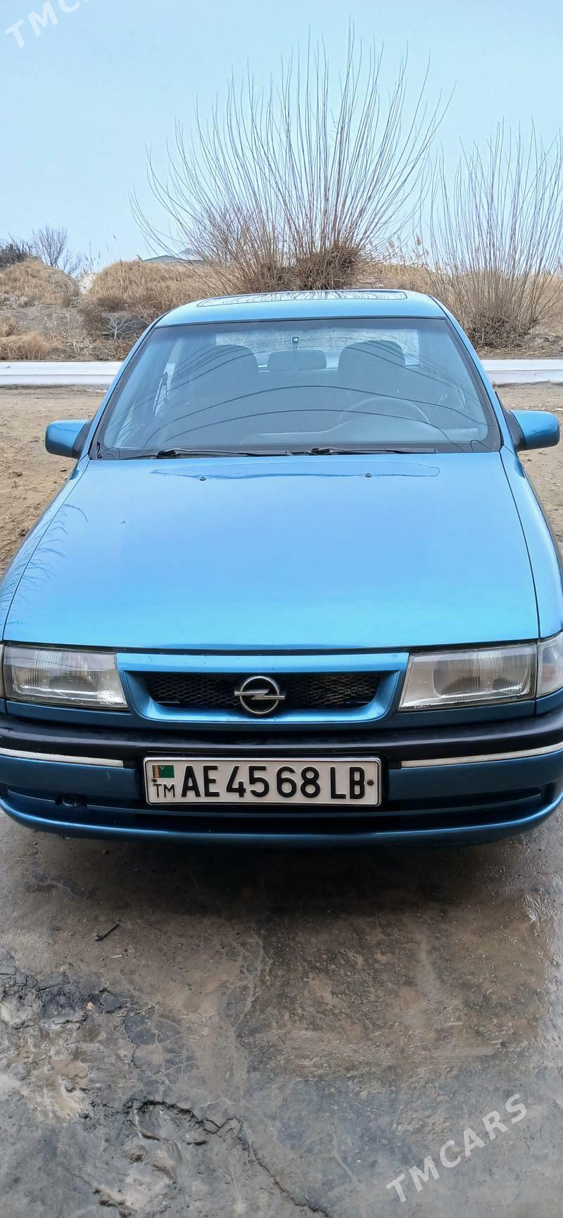 Opel Vectra 1993 - 40 000 TMT - Çärjew - img 1