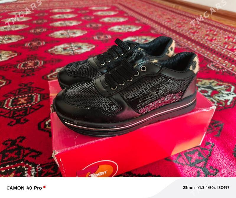 Krasowka 32 razmer - Parahat 5 - img 1