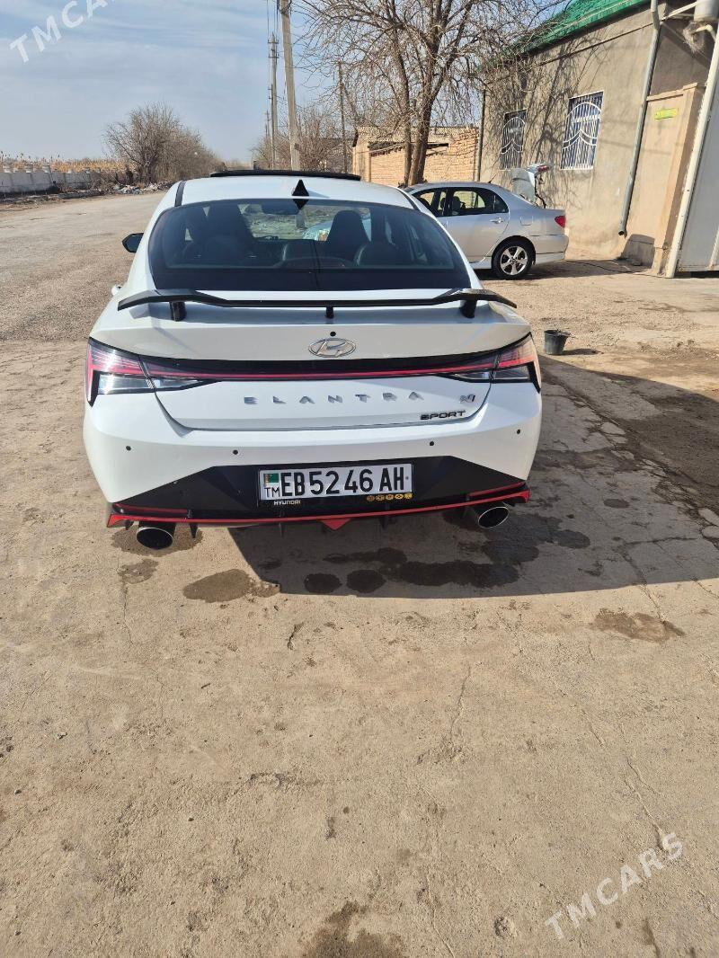 Hyundai Elantra 2022 - 400 000 TMT - Tejen - img 1