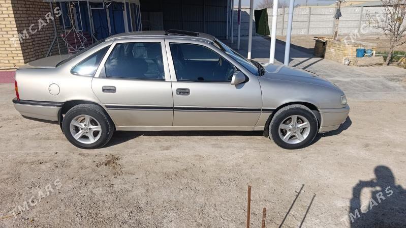Opel Vectra 1991 - 40 000 TMT - Mary - img 1