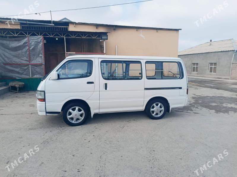 Toyota Hiace 1995 - 130 000 TMT - Бахарден - img 1