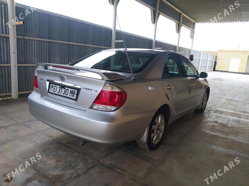Toyota Camry 2005 - 200 000 TMT - Мары - img 1