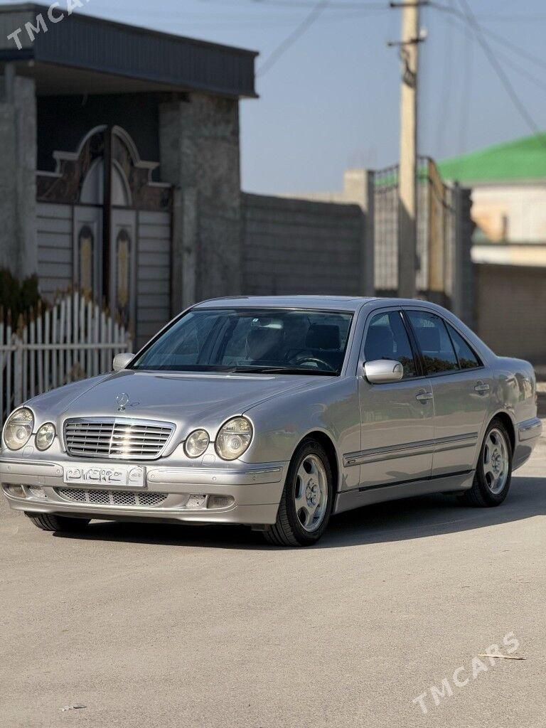 Mercedes-Benz E320 2000 - 200 000 TMT - Aşgabat - img 1