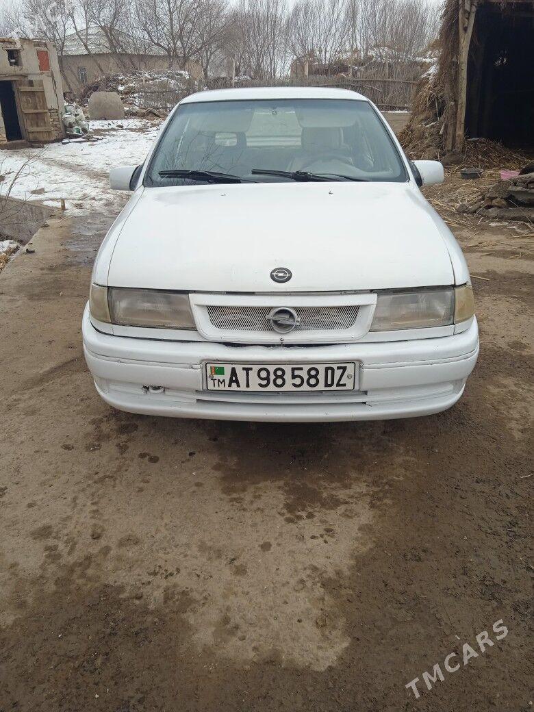 Opel Vectra 1993 - 35 000 TMT - Губадаг - img 1
