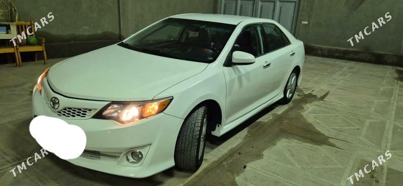 Toyota Camry 2012 - 190 000 TMT - Керки - img 1