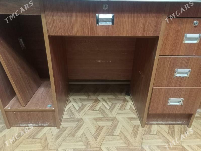 стол - Туркменабат - img 1