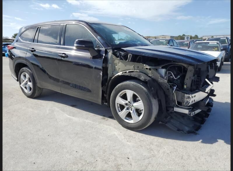 Toyota Highlander 2020 - 470 000 TMT - Мары - img 1