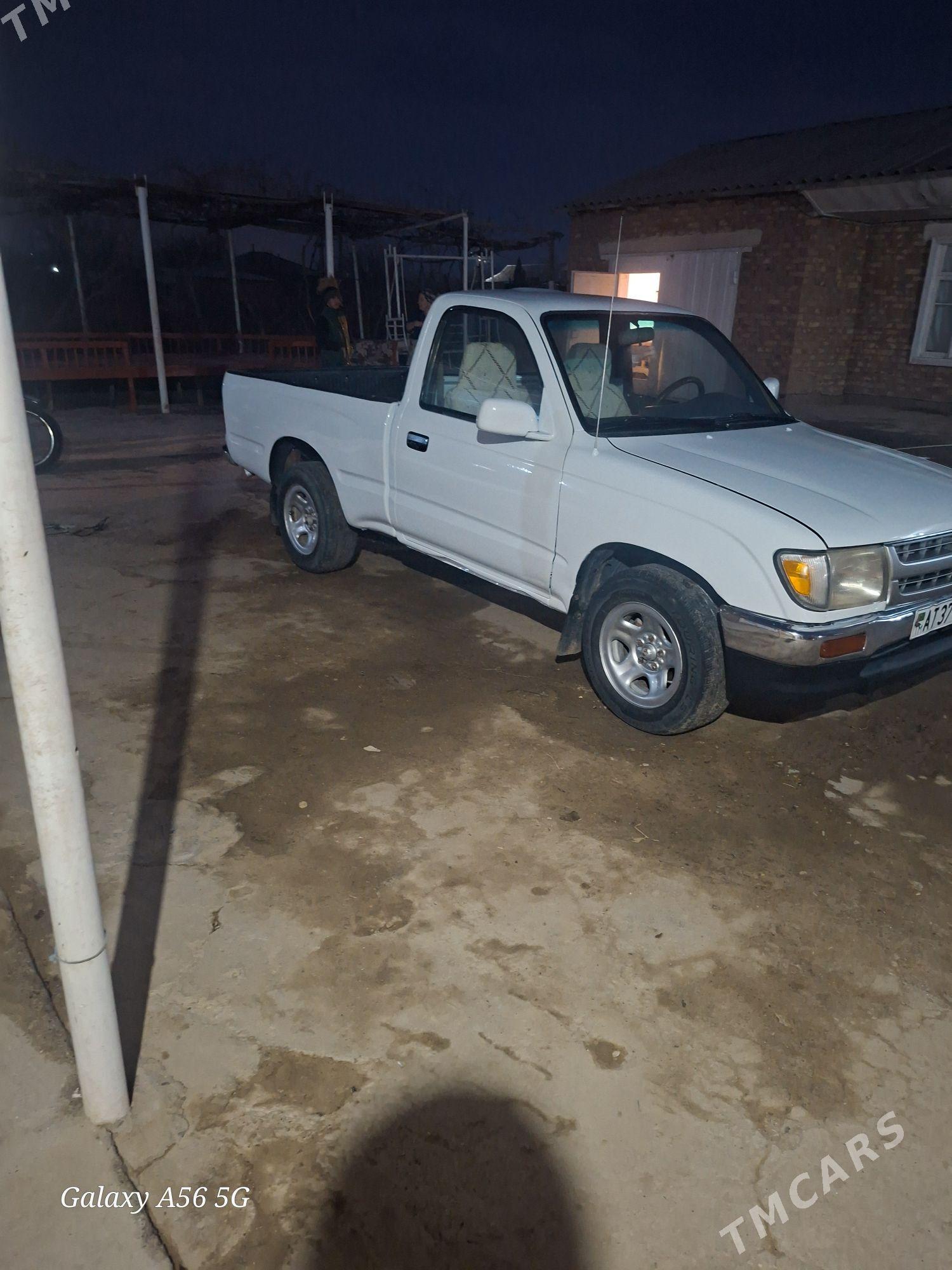 Toyota Tacoma 1997 - 87 000 TMT - Теджен - img 1