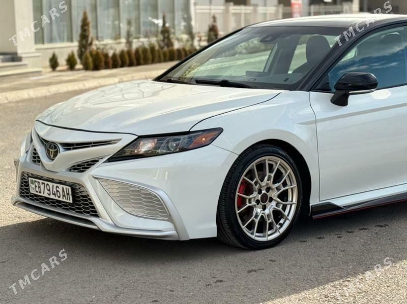 Toyota Camry 2022 - 390 000 TMT - Aşgabat - img 1