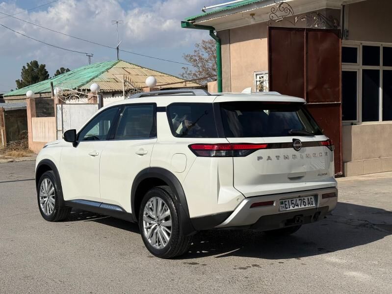 Nissan Pathfinder 2023 - 500 000 TMT - Ашхабад - img 1