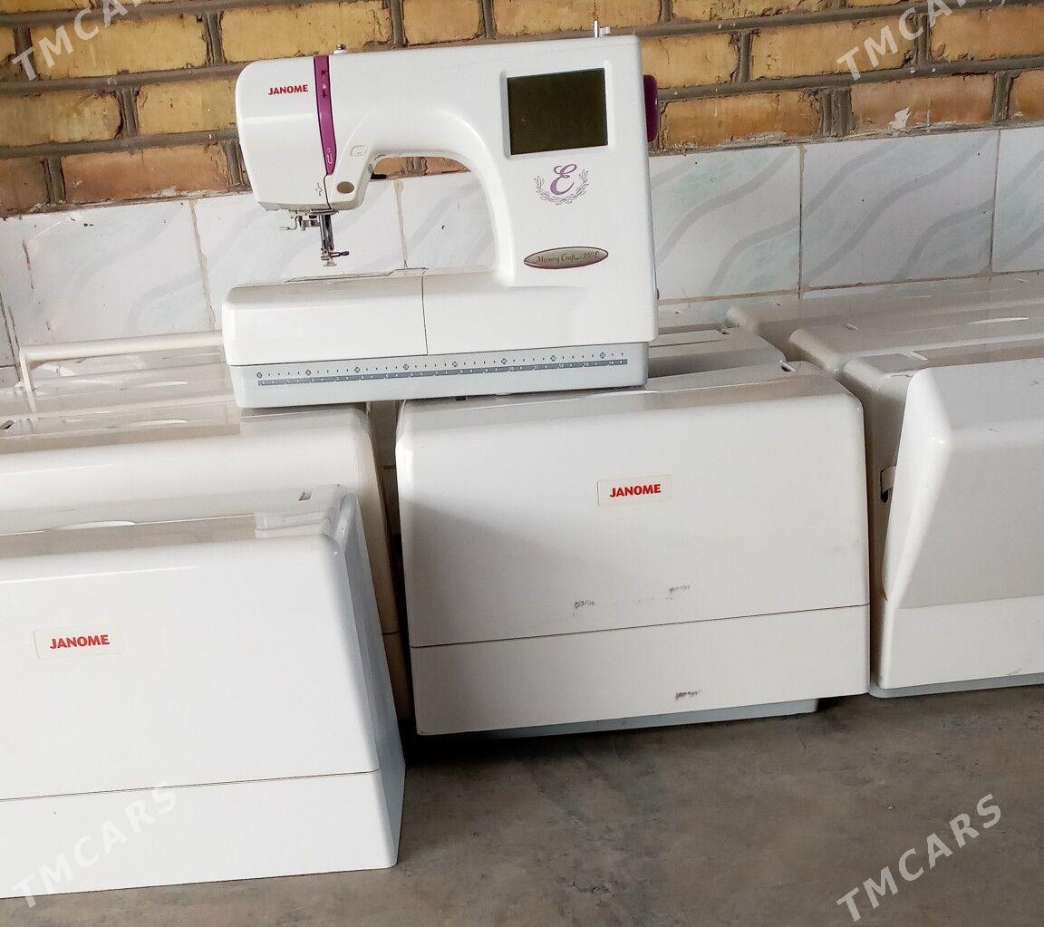 Janome 350 e - Mary - img 1