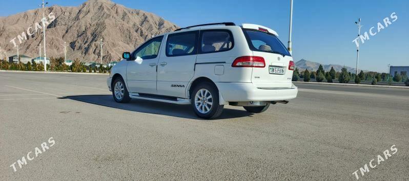 Toyota Sienna 2002 - 174 000 TMT - Балканабат - img 1