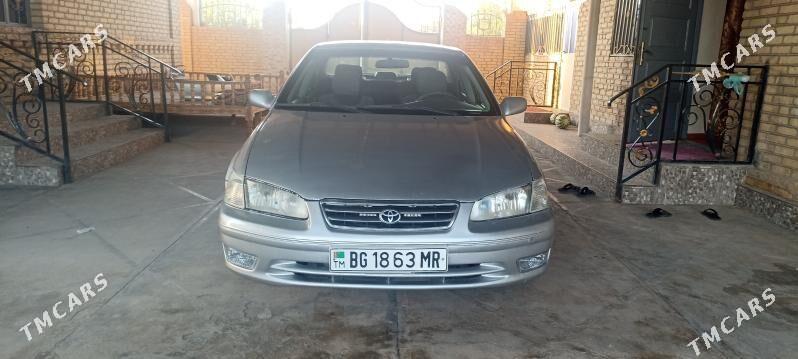 Toyota Camry 2001 - 160 000 TMT - Векильбазар - img 1