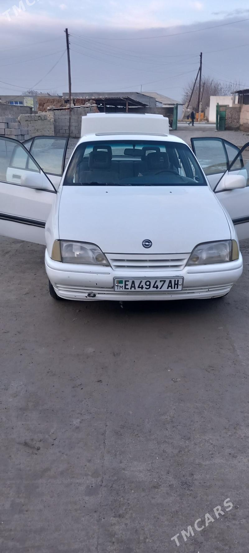 Opel Omega 1987 - 30 000 TMT - Bäherden - img 1