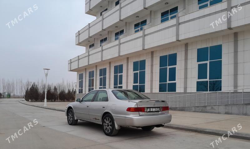Toyota Camry 2001 - 145 000 TMT - Гурбансолтан Едже - img 1