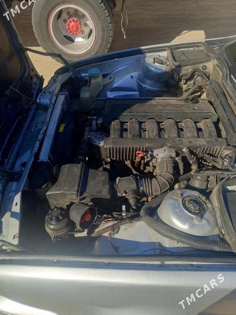 BMW 525 1989 - 40 000 TMT - Şatlyk - img 1