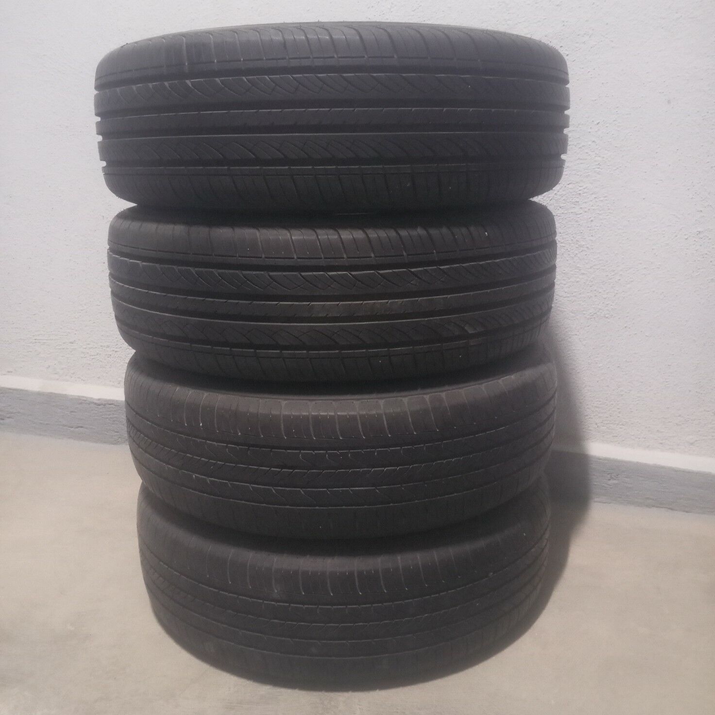 teker 185 65 15 r 800 TMT - Garadamak - img 1