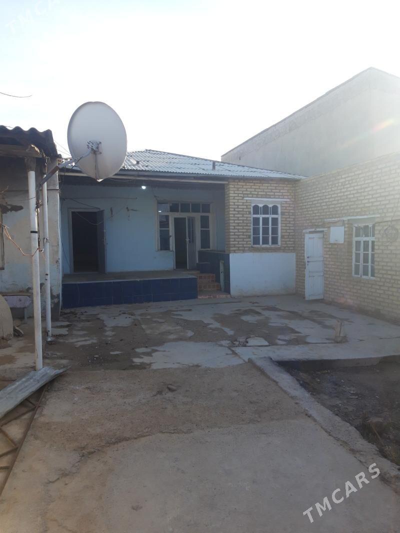 сатлык жай  ховлый шэхер ичинд - Mary - img 1