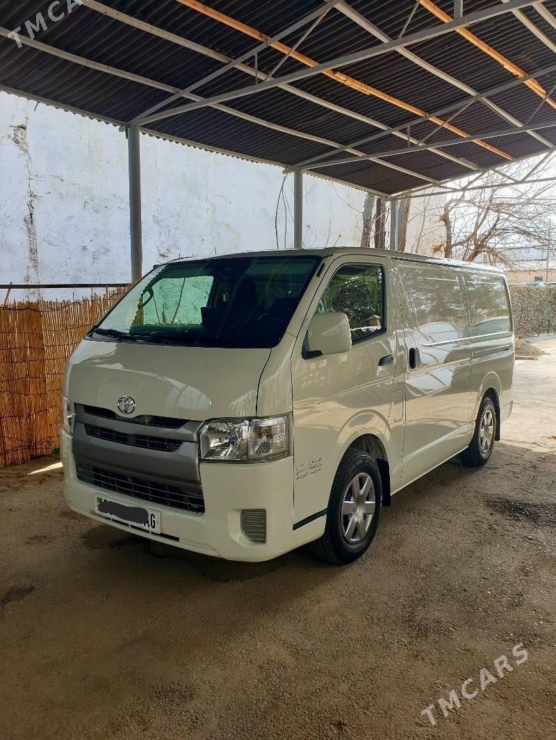 Toyota Hiace 2017 - 370 000 TMT - Aşgabat - img 1