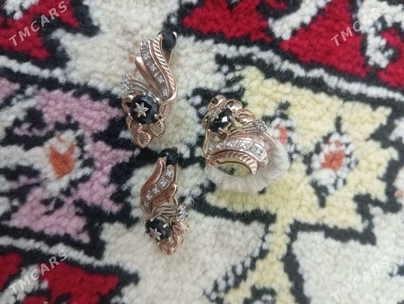 gyzyl kampkekit - Гызыларбат - img 1