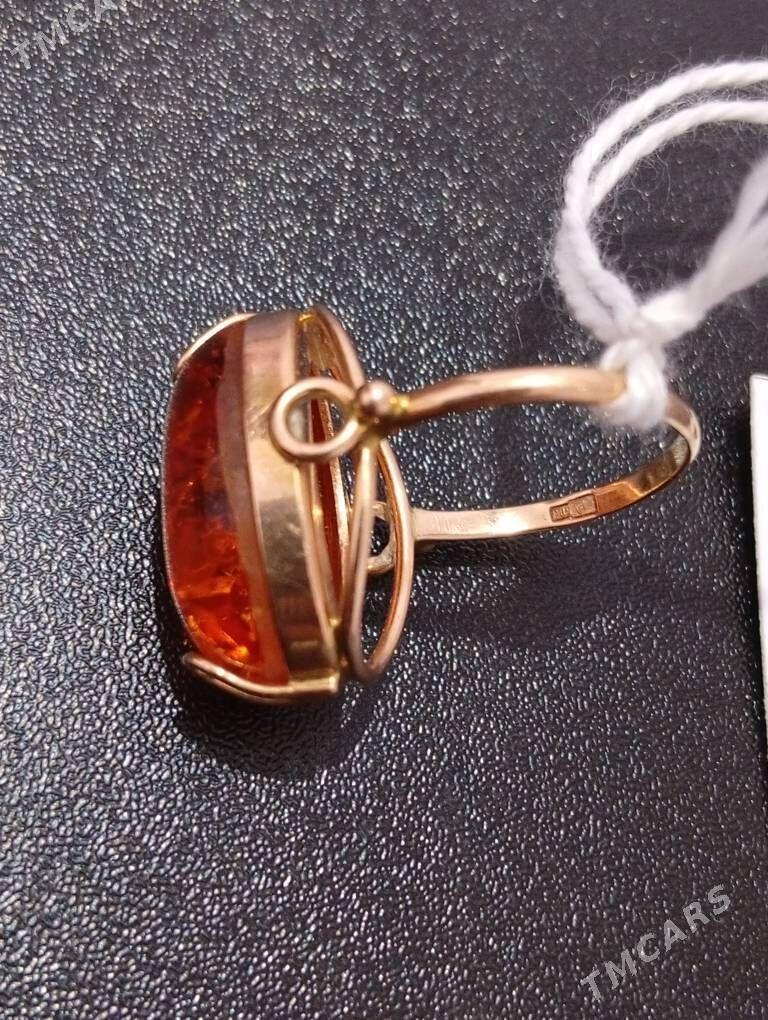 gyzyl yuzuk - Büzmeýin - img 1