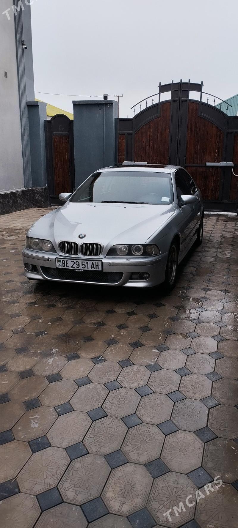 BMW E39 2001 - 70 000 TMT - Бахарден - img 1