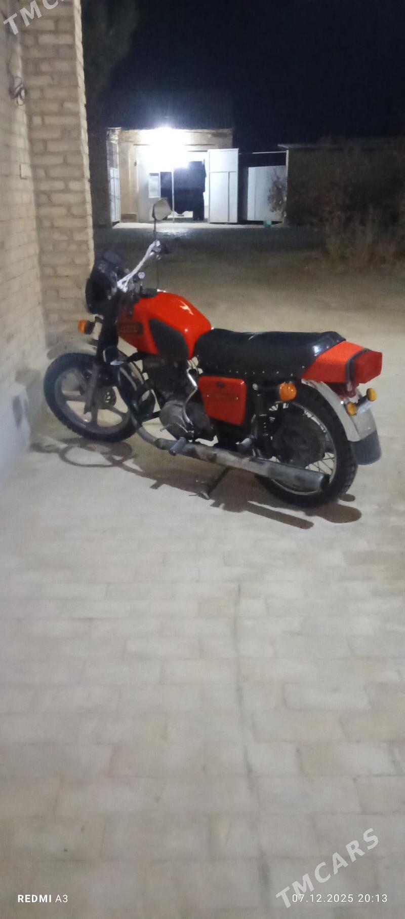 Iž Planeta 5 1998 - 7 400 TMT - Керки - img 1