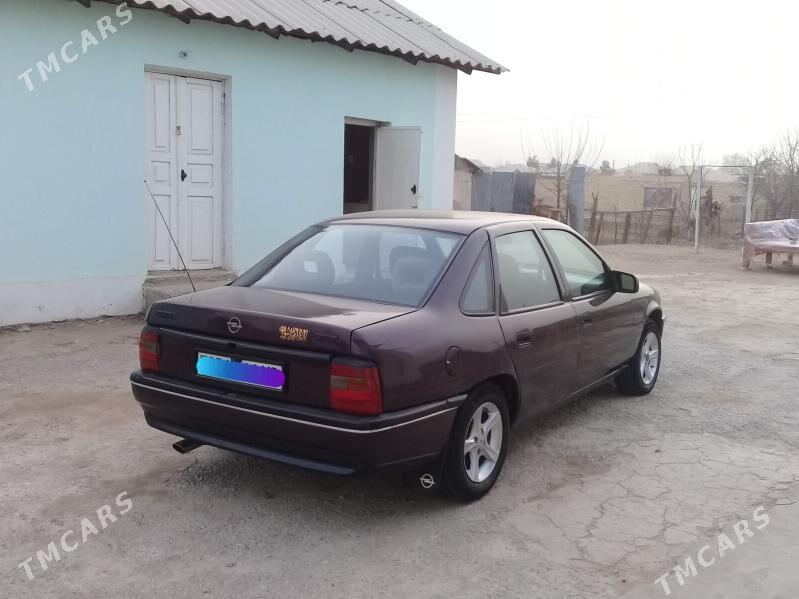 Opel Vectra 1992 - 40 000 TMT - Mary - img 1