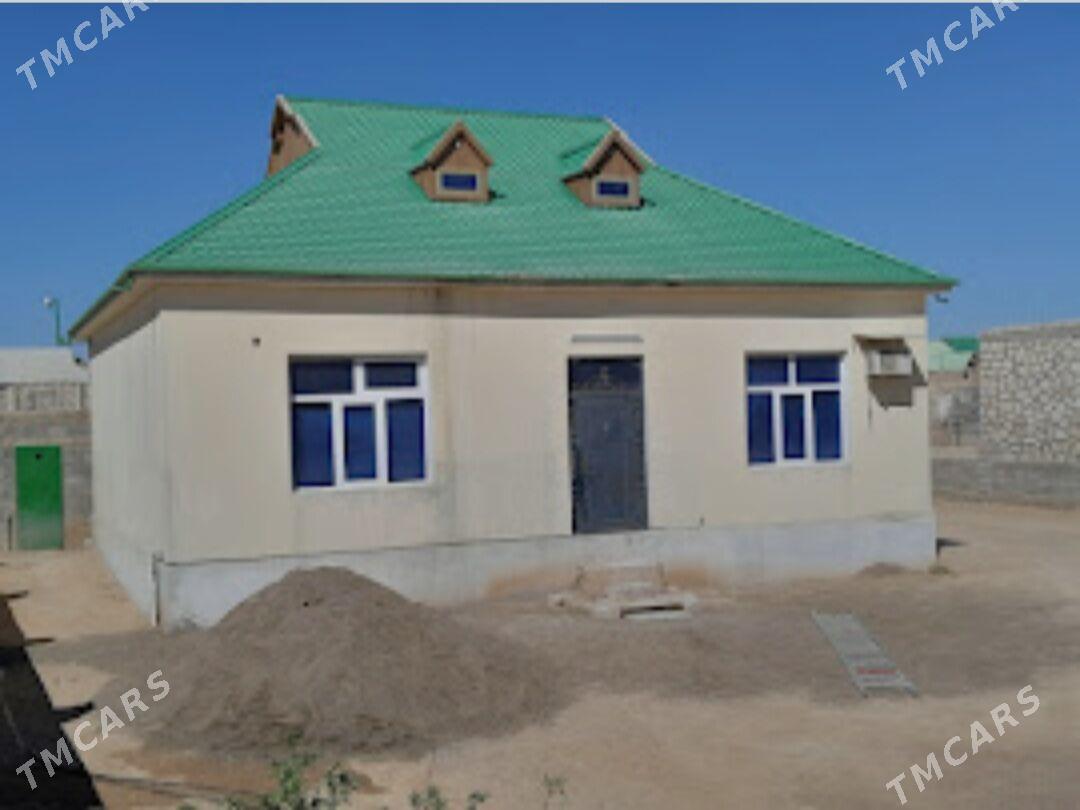 hojalyk jaý - Туркменбаши - img 1