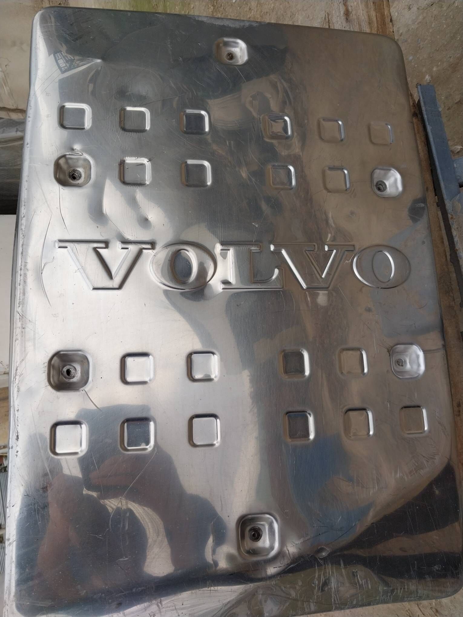 VOLVO GULŞITAL 6 000 TMT - Гёкдепе - img 1