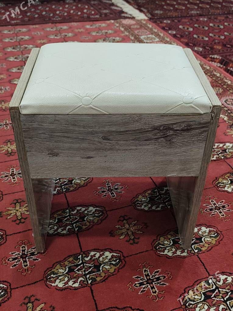 стол - Дашогуз - img 1