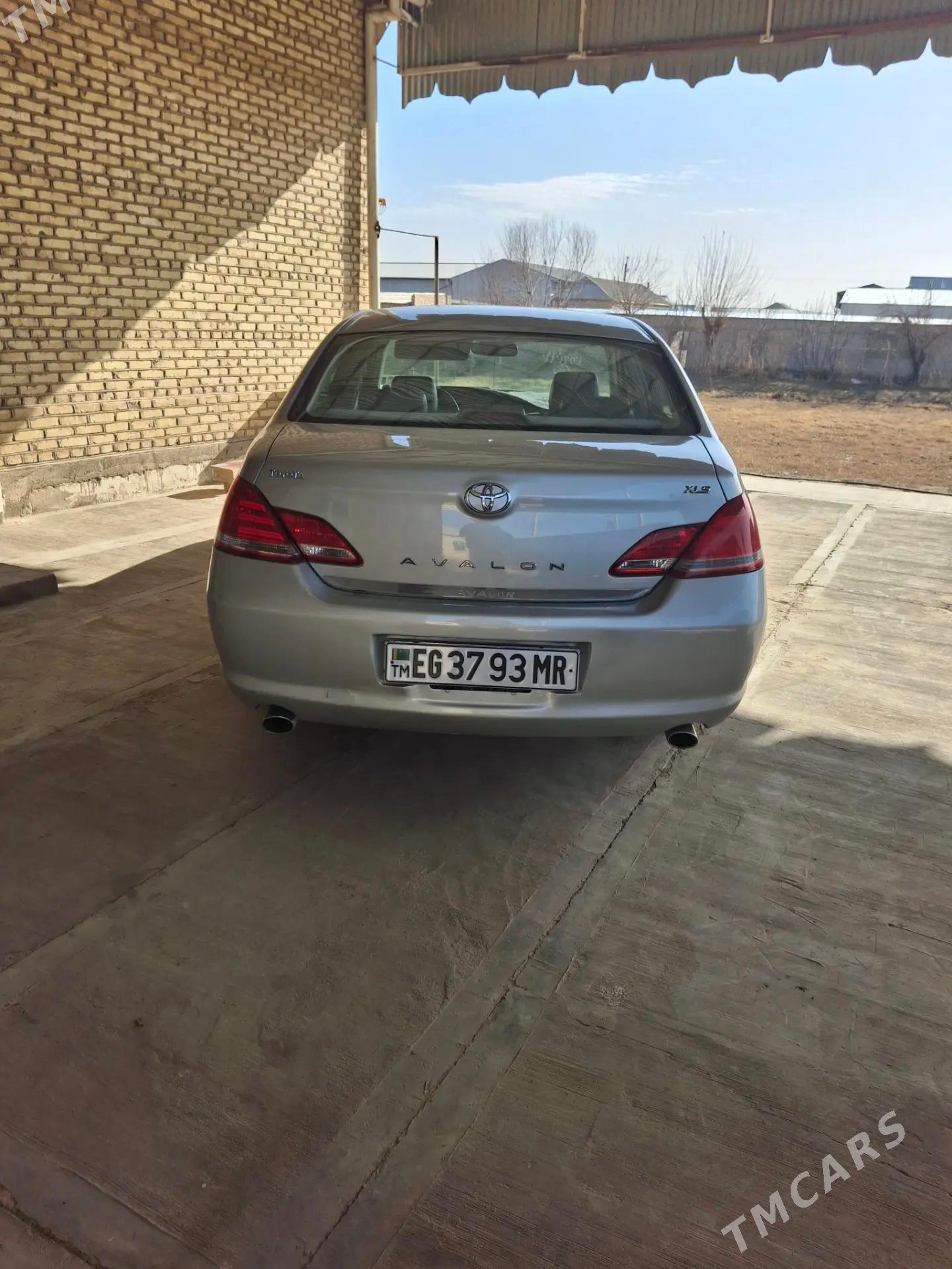 Toyota Avalon 2005 - 180 000 TMT - Mary - img 1