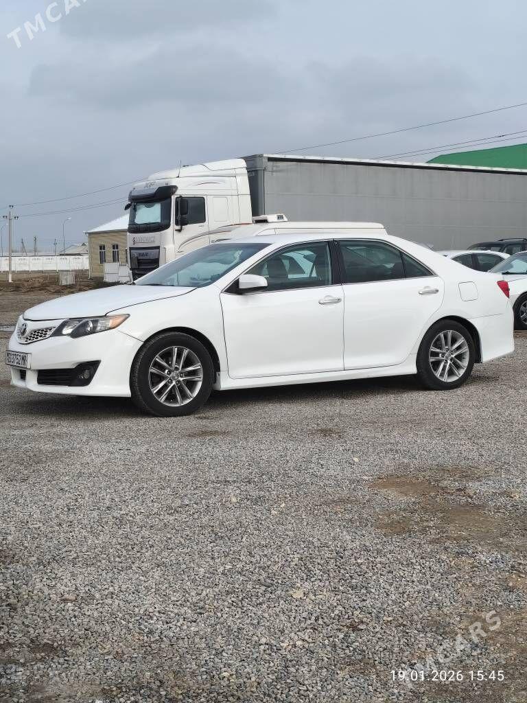 Toyota Camry 2012 - 200 000 TMT - Мары - img 1