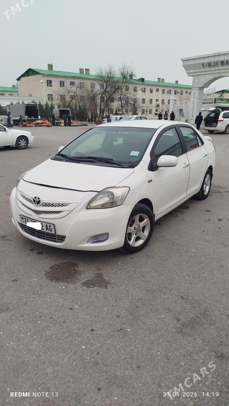 Toyota Yaris 2006 - 125 000 TMT - Бузмеин - img 1