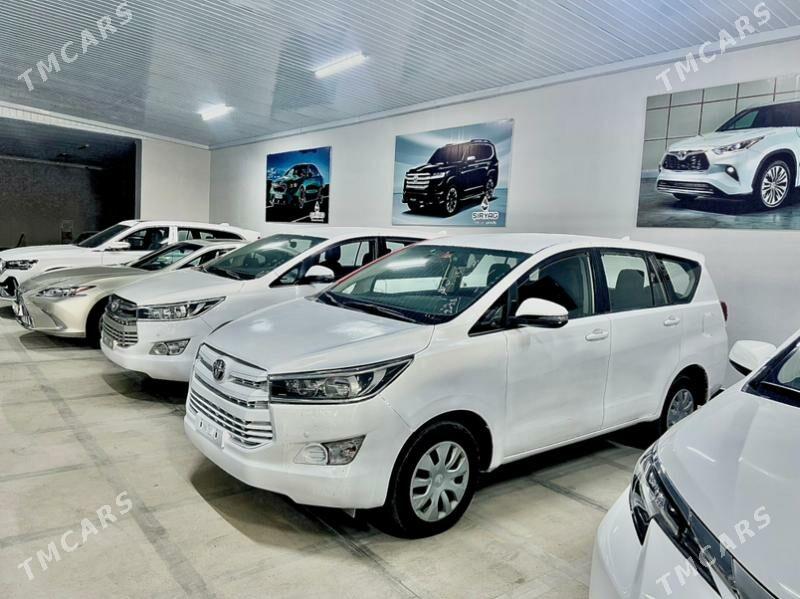 Toyota Innova 2020 - 237 000 TMT - Мары - img 1