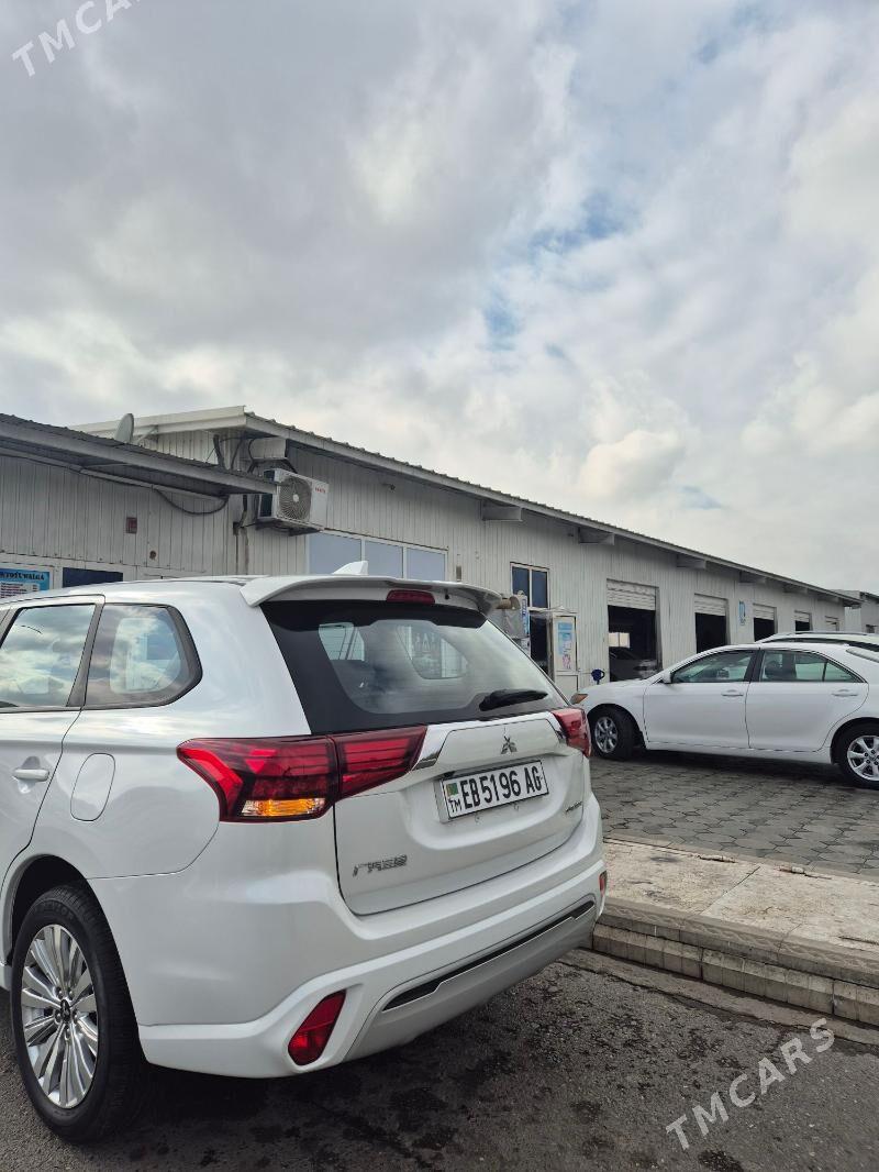Mitsubishi Outlander 2022 - 295 000 TMT - Aşgabat - img 1