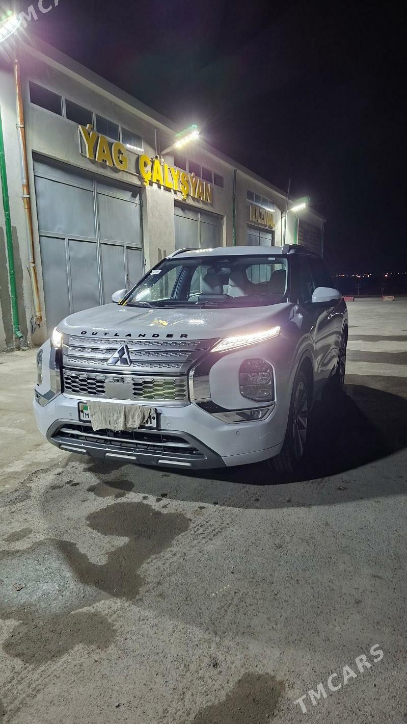 Mitsubishi Outlander 2022 - 380 000 TMT - Ашхабад - img 1