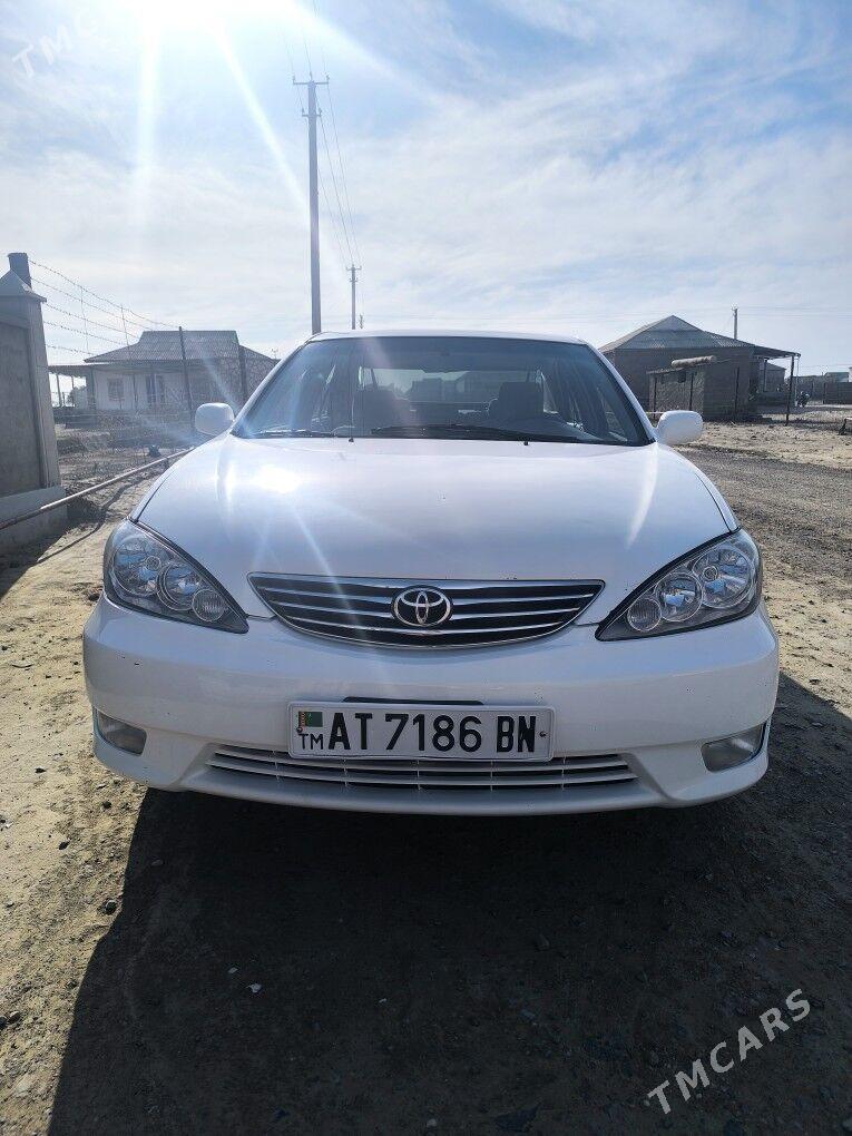 Toyota Camry 2003 - 160 000 TMT - Etrek - img 1