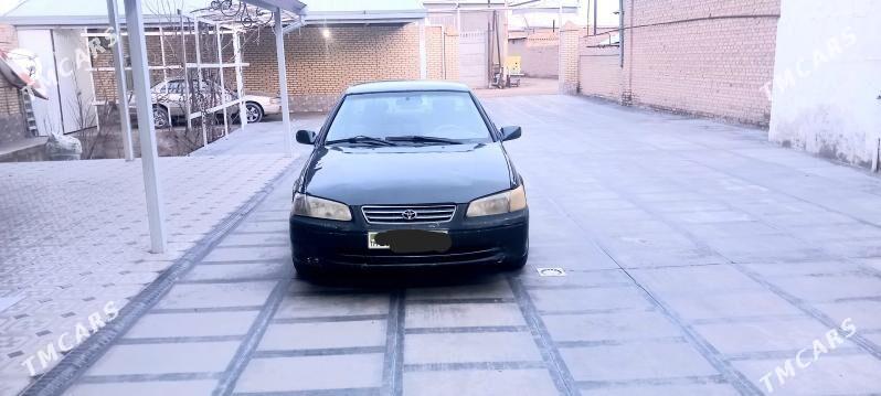 Toyota Camry 1999 - 107 000 TMT - Мары - img 1
