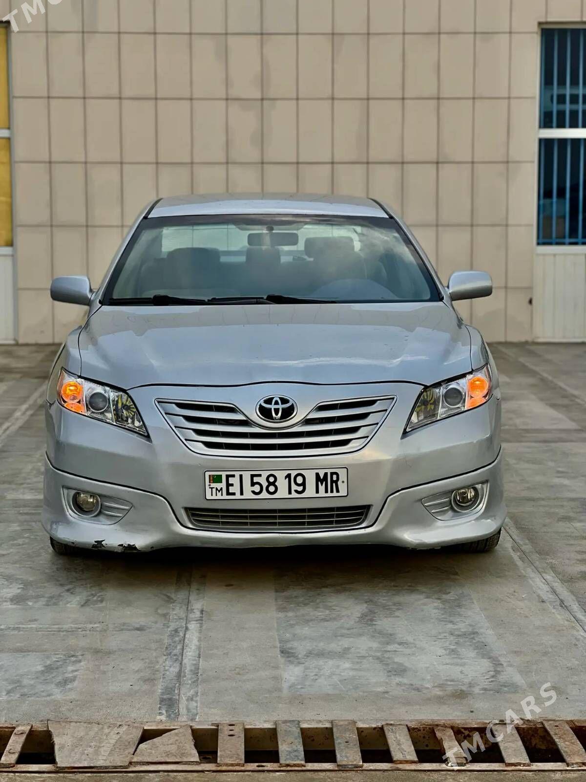Toyota Camry 2007 - 130 000 TMT - Мары - img 1