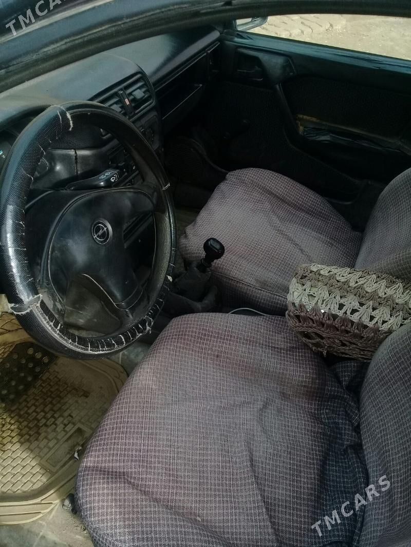 Opel Vectra 1993 - 18 000 TMT - Akdepe - img 1